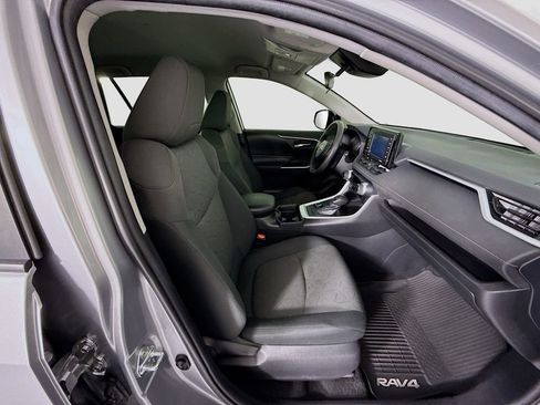 Used 2020 Toyota RAV4 XLE w/ All Weather Liner Package AWD/4WD image 20