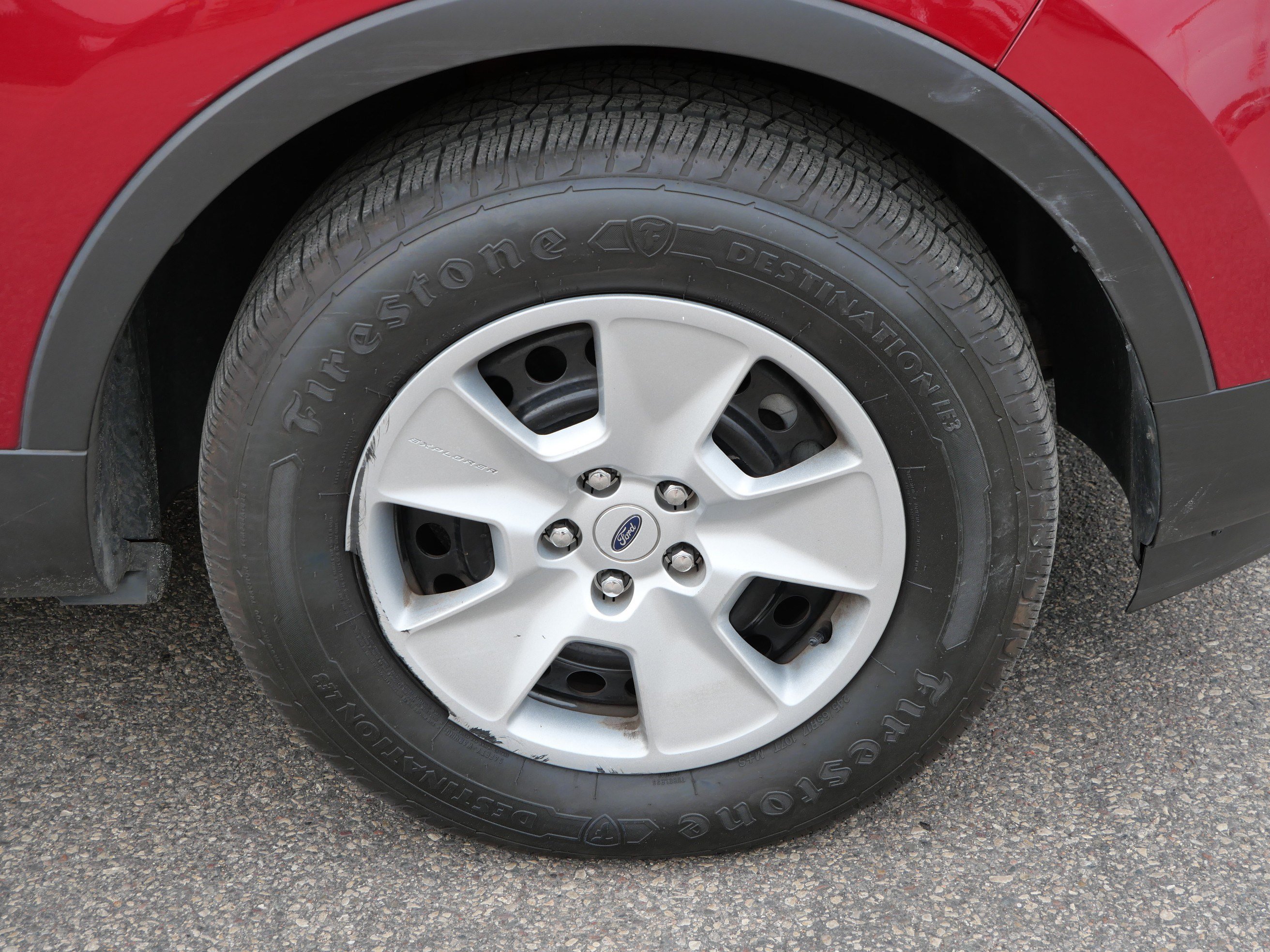 Used 2013 Ford Explorer FWD w/ Class III Trailer Tow Pkg image 15