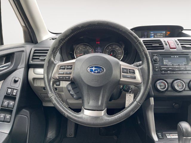 Used 2014 Subaru Forester 2.5i Limited AWD/4WD image 12