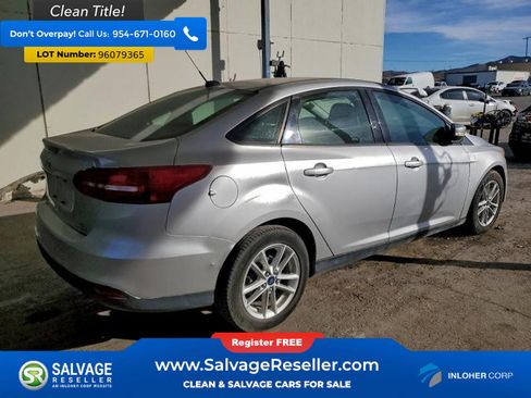 Used 2015 Ford Focus SE image 4
