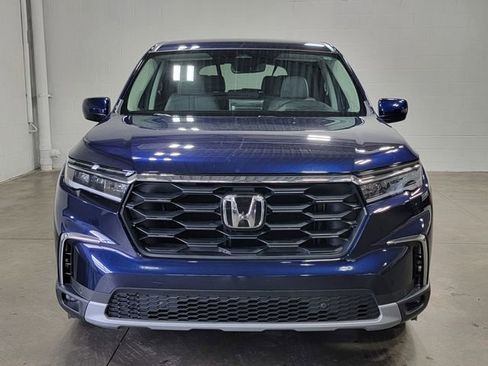 Certified 2025 Honda Pilot EX-L image 3