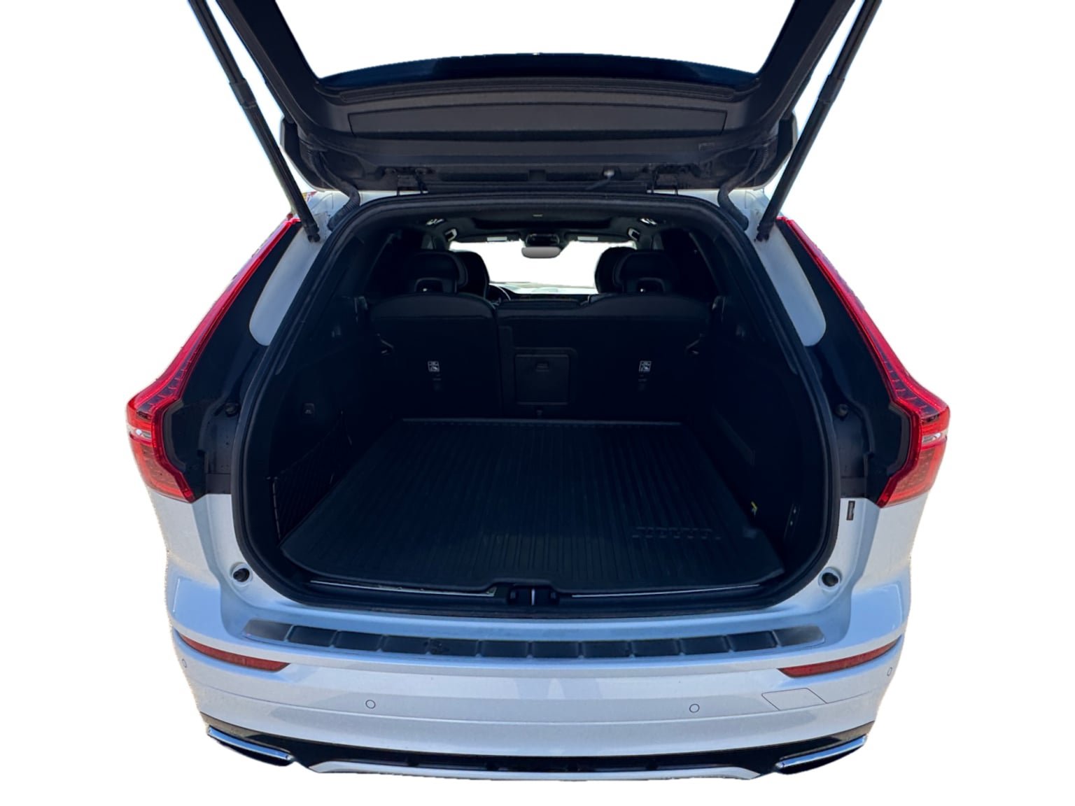 Used 2019 Volvo XC60 T5 R-Design w/ Protection Package Premier FWD image 19