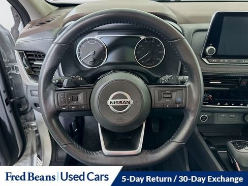 Certified 2021 Nissan Rogue SV w/ Premium Package AWD/4WD image 13