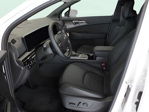 New 2026 Kia Sportage X-Line w/ X-Line Premium Package AWD/4WD image 16