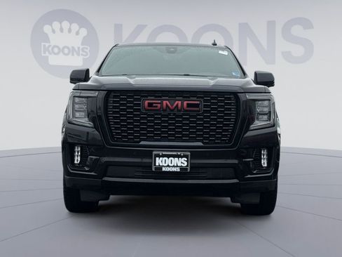 Used 2021 GMC Yukon Denali w/ Denali Premium Package image 11