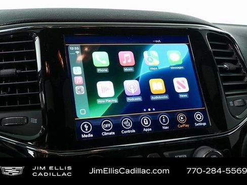 Used 2019 Jeep Grand Cherokee Altitude image 16