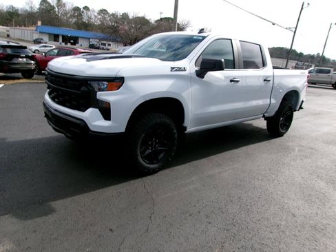 New 2026 Chevrolet Silverado 1500 Custom Trail Boss w/ Dark Appearance Package AWD/4WD image 8