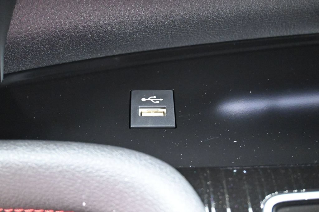 Used 2026 Toyota Sienna XSE AWD/4WD image 23