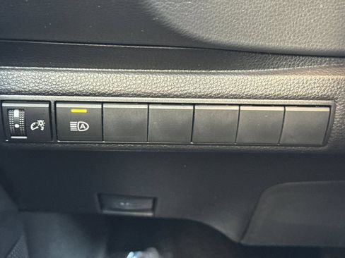 Certified 2022 Toyota Corolla XSE FWD image 32