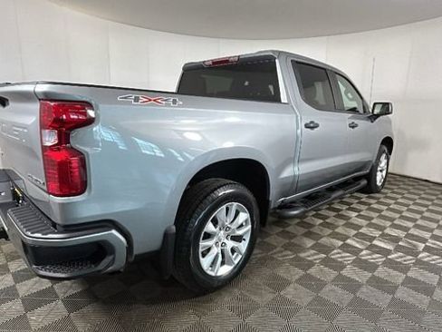 Used 2024 Chevrolet Silverado 1500 Custom AWD/4WD image 3