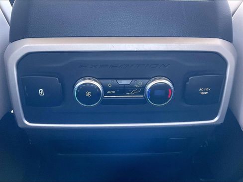 Used 2023 Ford Expedition Max XLT AWD/4WD image 10