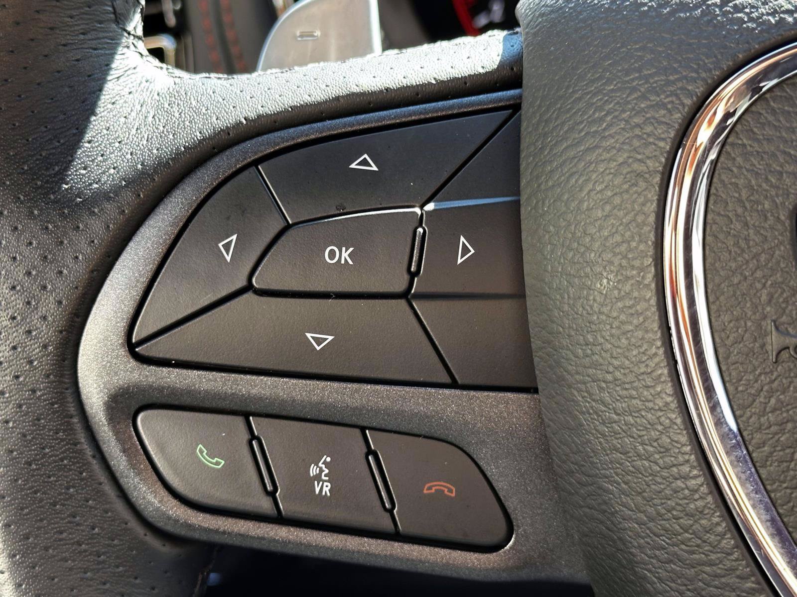 Used 2025 Dodge Durango GT AWD/4WD image 23