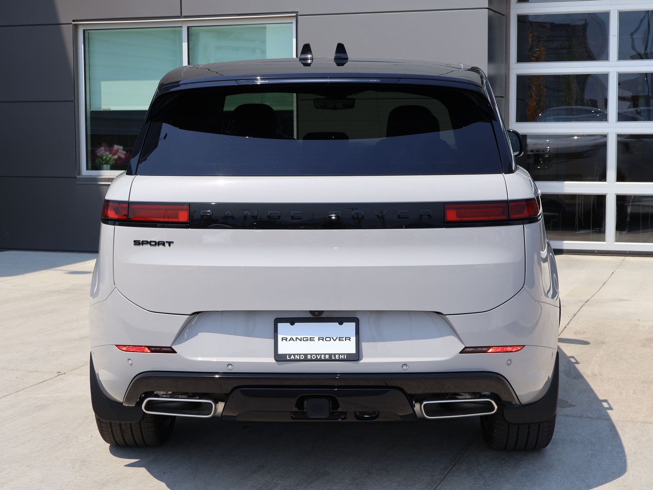 New 2026 Land Rover Range Rover Sport Dynamic SE AWD/4WD image 7