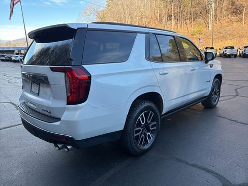 Used 2022 GMC Yukon AT4 w/ Max Trailering Package image 5