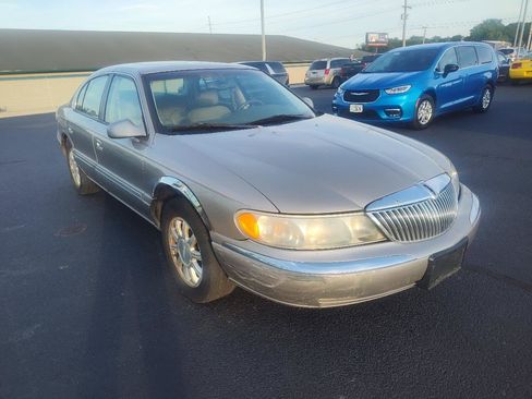 Used 2000 Lincoln Continental FWD image 1
