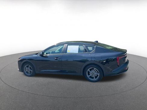 Used 2025 Kia K4 FWD image 10