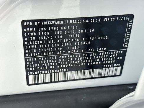 New 2026 Volkswagen Tiguan SE R-Line FWD image 26