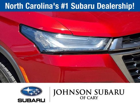 Used 2023 Chevrolet Traverse RS FWD image 30