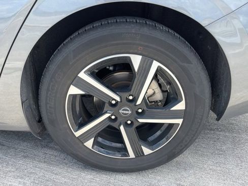 Used 2024 Nissan Sentra SV image 10