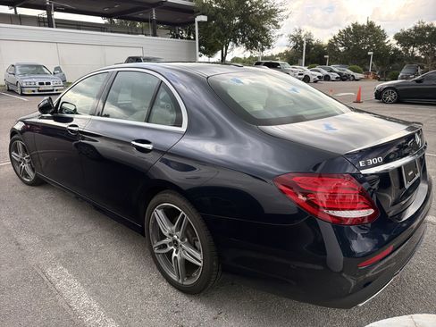 Used 2019 Mercedes-Benz E 300 image 3