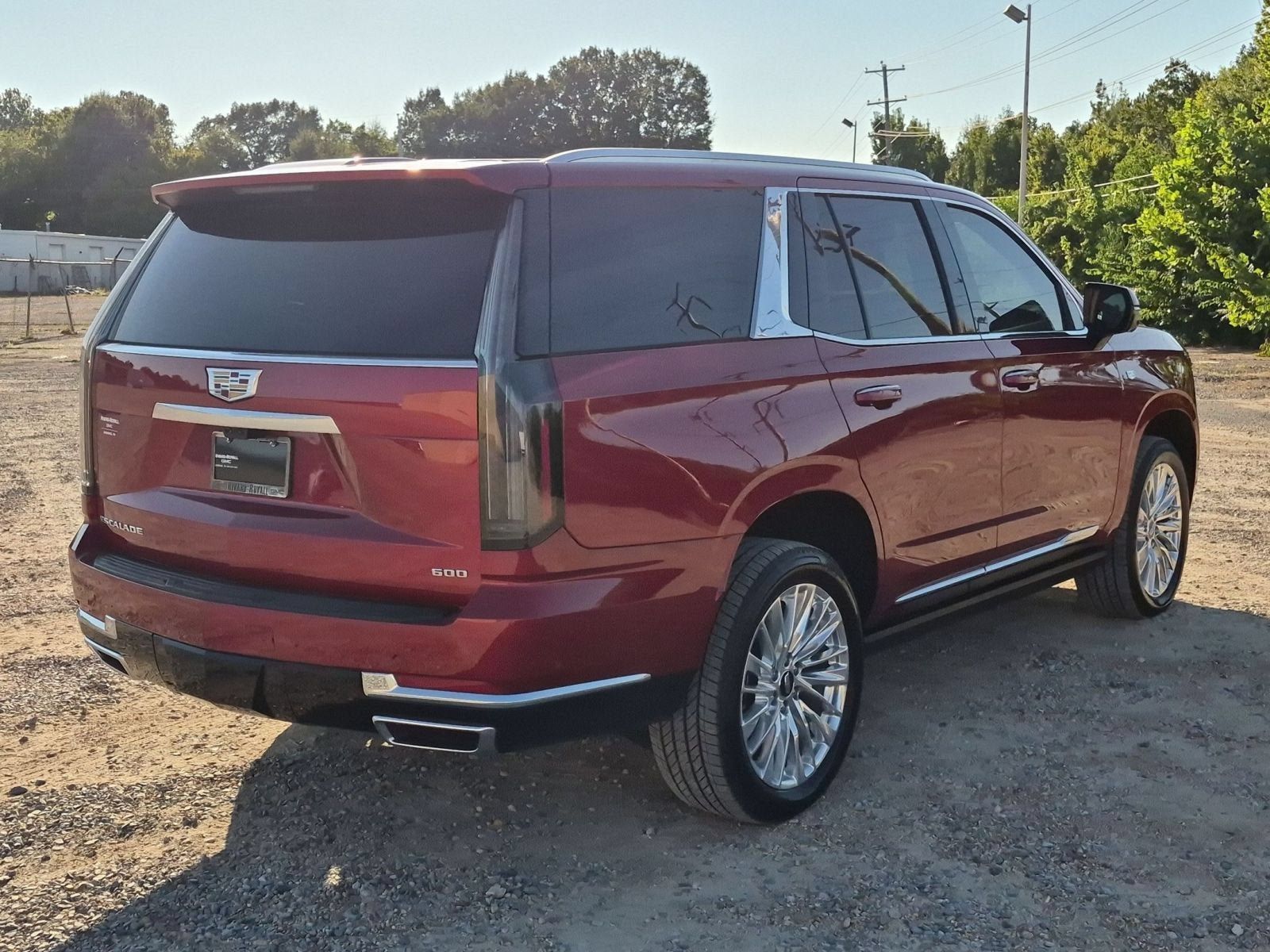 Used 2026 Cadillac Escalade Luxury w/ Touring Package AWD/4WD image 6