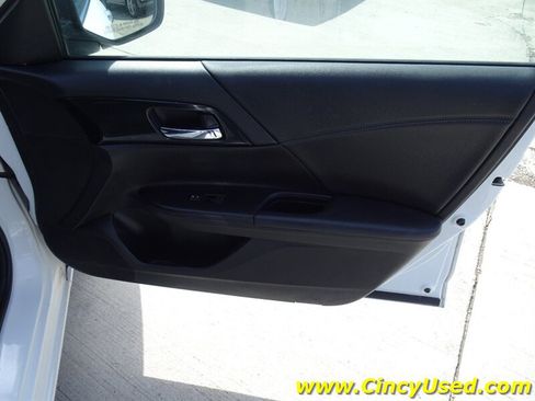 Used 2013 Honda Accord Sport image 25