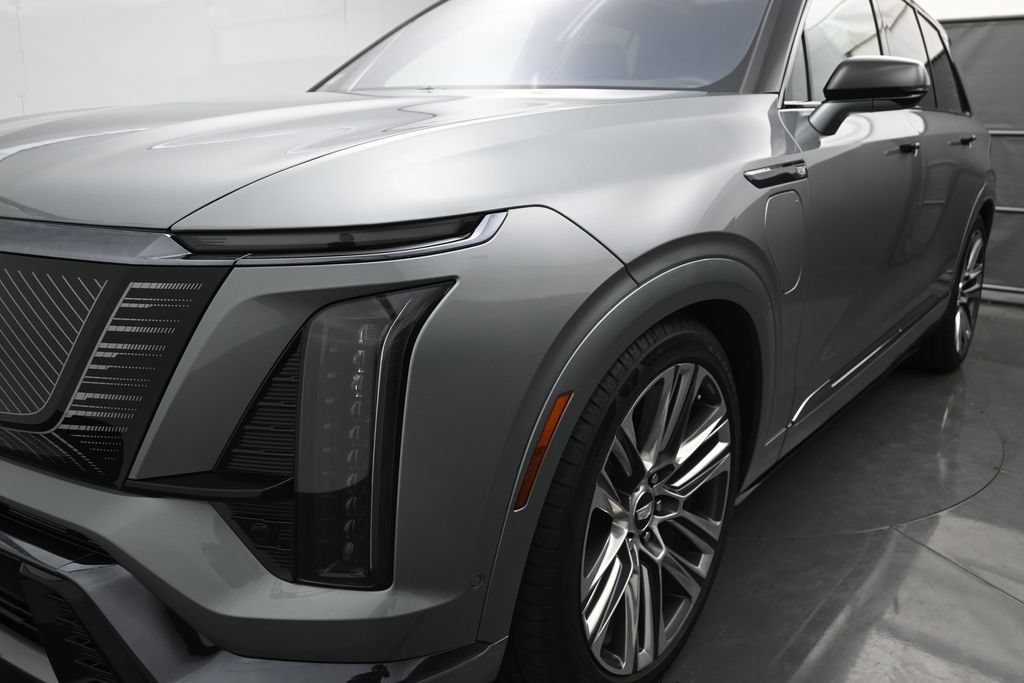 Used 2026 Cadillac Vistiq Platinum AWD/4WD image 35