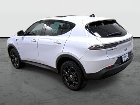 Used 2024 Dodge Hornet GT Plus w/ Tech Pack Plus w/o Parking image 2