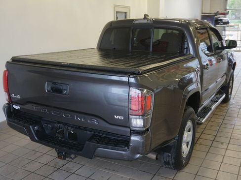 Used 2021 Toyota Tacoma SR AWD/4WD image 11