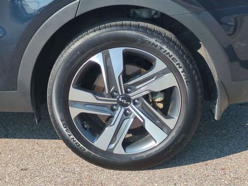 Used 2023 Kia Sorento EX AWD/4WD image 13