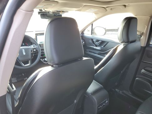 New 2026 Lincoln Corsair Premiere image 26