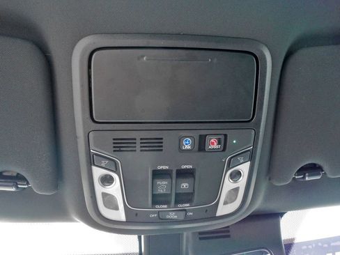 Used 2022 Honda Pilot Black Edition image 34