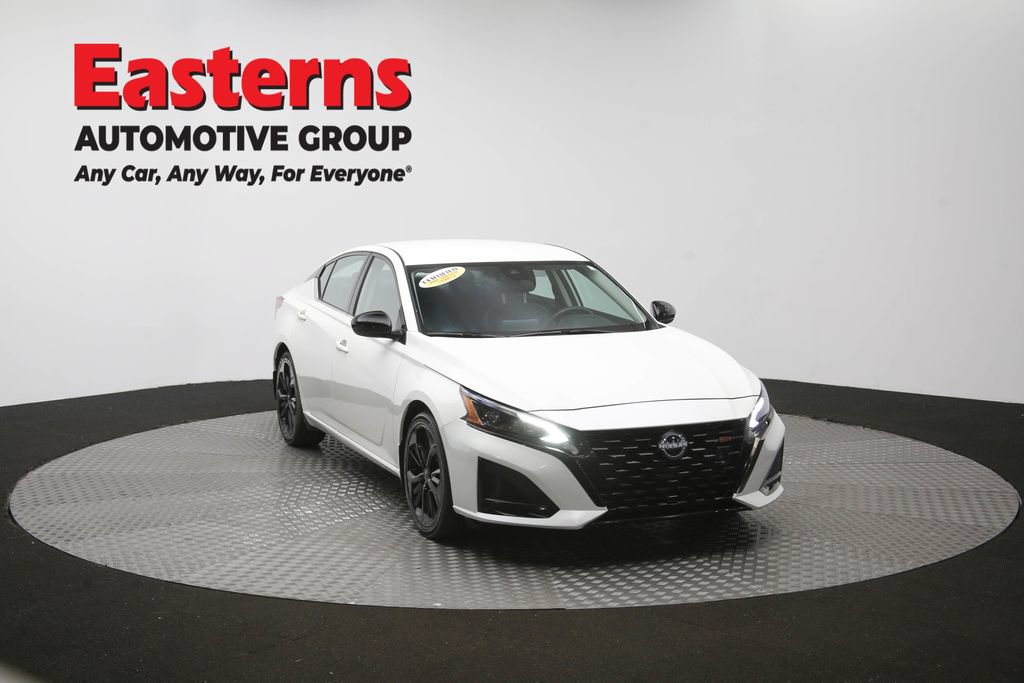 Used 2023 Nissan Altima 2.5 SR FWD image 52
