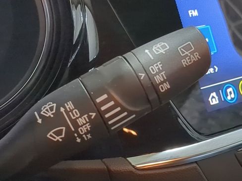 Used 2023 Buick Encore GX Preferred w/ Cold Weather Comfort Package AWD/4WD image 25