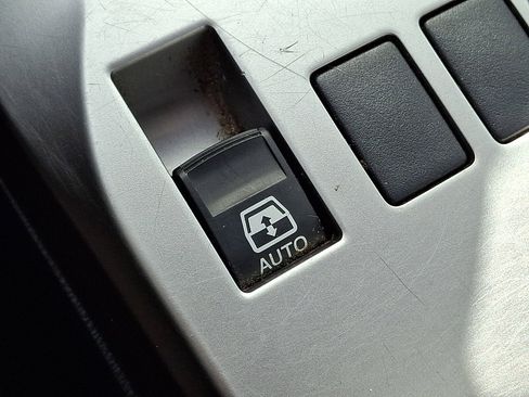 Used 2019 Toyota 4Runner Limited image 22