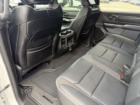 Used 2025 RAM 1500 Limited AWD/4WD image 18