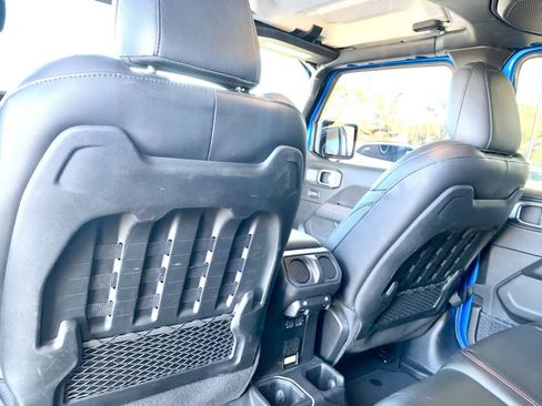 Used 2023 Jeep Gladiator Rubicon image 14