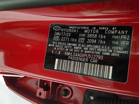 Used 2023 Hyundai Elantra SEL w/ Convenience Package FWD image 40
