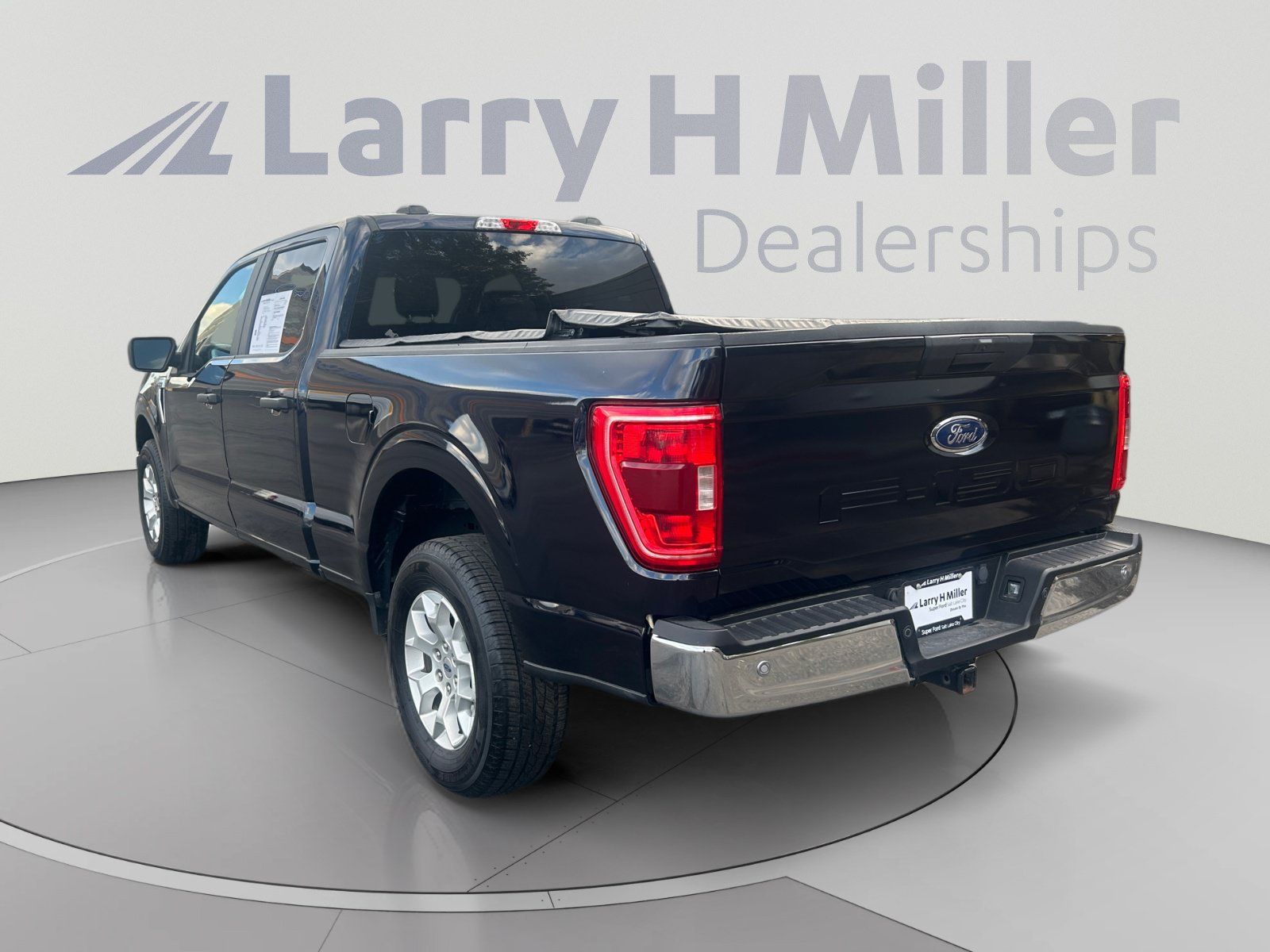 Used 2022 Ford F150 XLT AWD/4WD image 3
