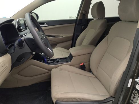 Used 2019 Hyundai Tucson SE w/ Cargo Package FWD image 17
