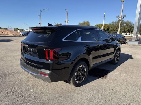 New 2026 Kia Sorento S AWD/4WD image 4