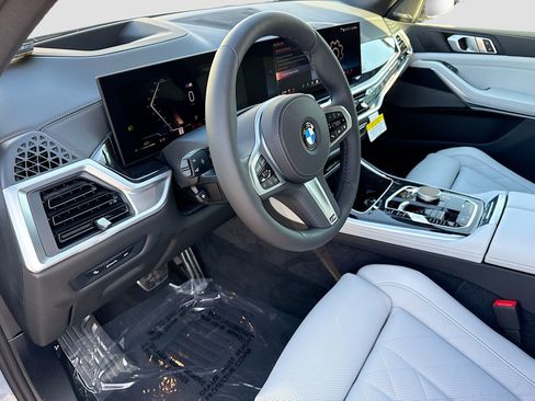 New 2026 BMW X5 xDrive40i w/ M Sport Package AWD/4WD image 26