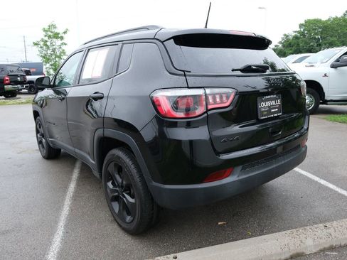 Used 2020 Jeep Compass Latitude AWD/4WD image 9