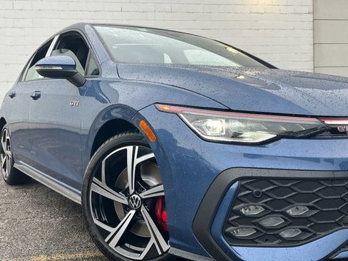 New 2025 Volkswagen GTI SE image 5
