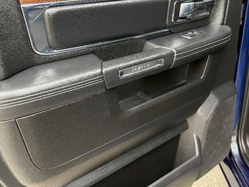 Used 2015 RAM 1500 Laramie w/ Convenience Group image 23