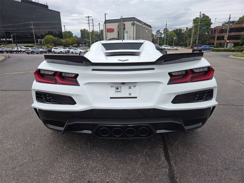 Used 2024 Chevrolet Corvette Z06 image 4