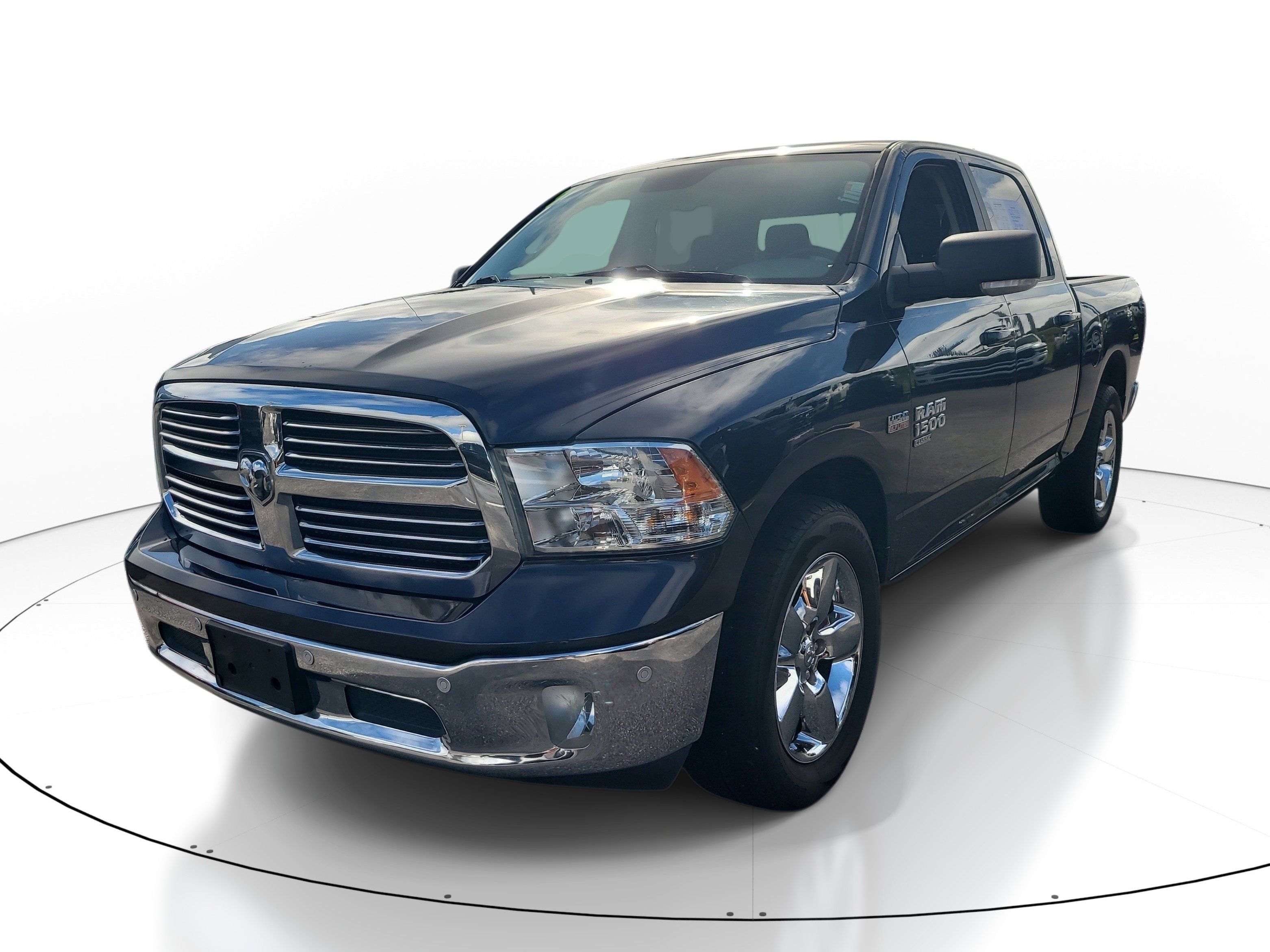 Used 2019 RAM 1500 Lone Star RWD image 3