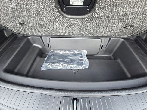 New 2025 Jeep Grand Cherokee L Altitude image 42