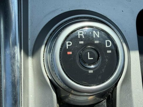 Used 2023 Ford Explorer XLT w/ Equipment Group 202A AWD/4WD image 19