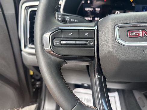 Used 2024 GMC Canyon AT4 w/ AT4 Premium Package image 16